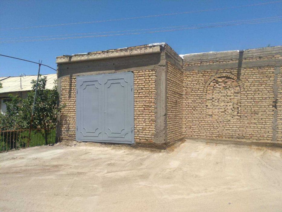 ,5 sotiqli hovli sotiladi #a236