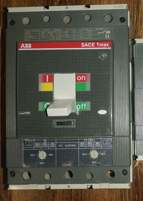 АВВ 630А Автоматический выключатель.