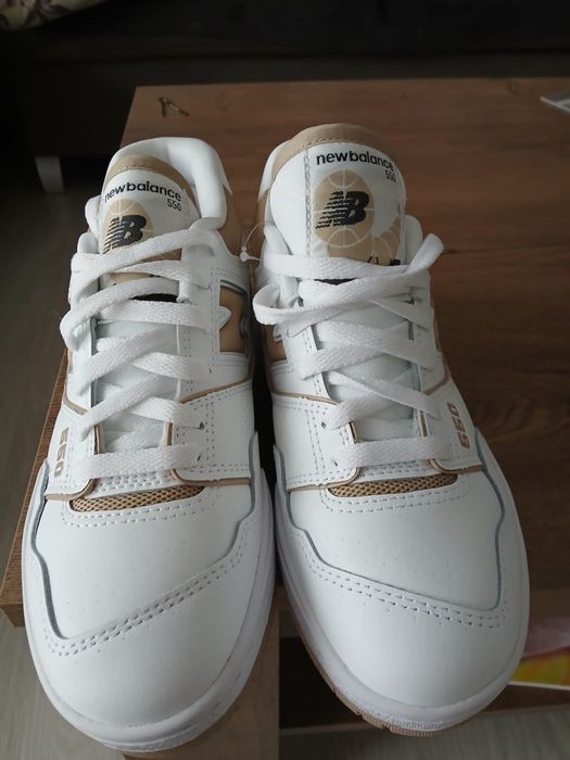 Adidasi New Balance 550