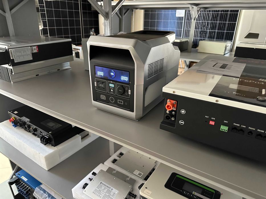 Инвертор ИБП ЮПС с LI-ION аккумулятором солнечные батареи панели