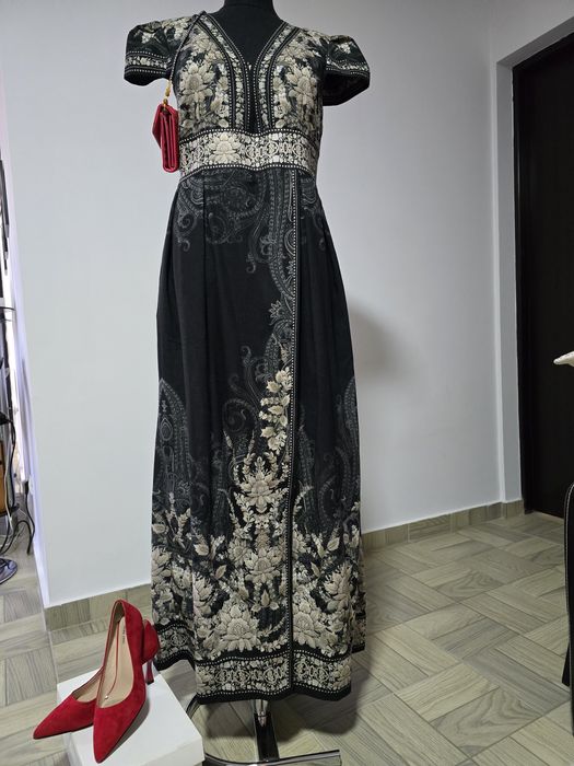 Rochie lunga cu imprimeu  floral, maneci bufante