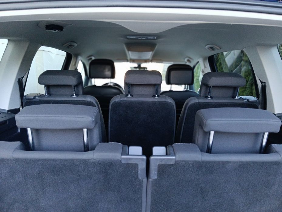 Volkswagen Touran 7 Locuri AUTOMAT