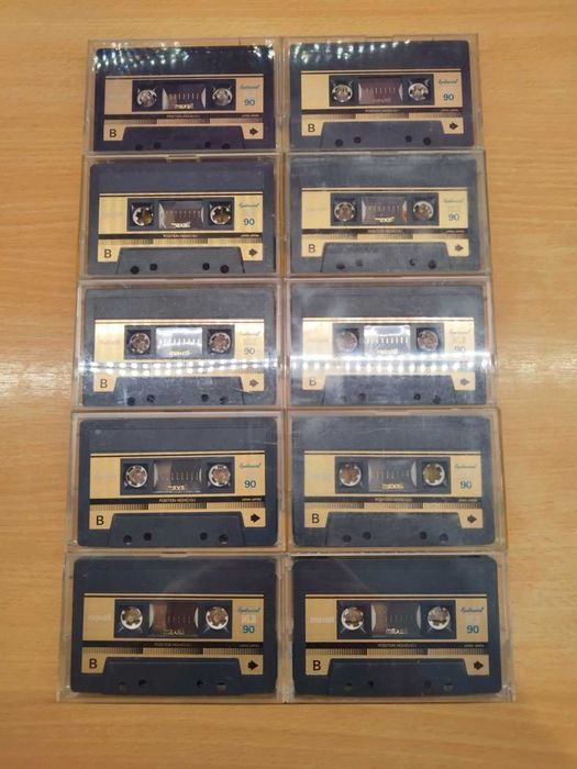 ЛОТ от 50 хромни аудио касети