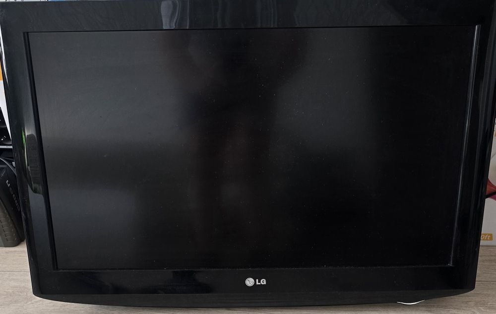 Телевизор LG 32 дюйма
