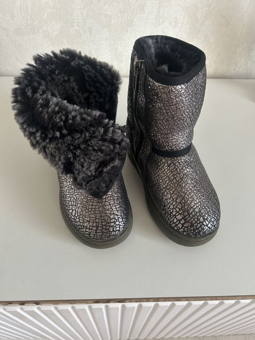 Детская качественная обувь.