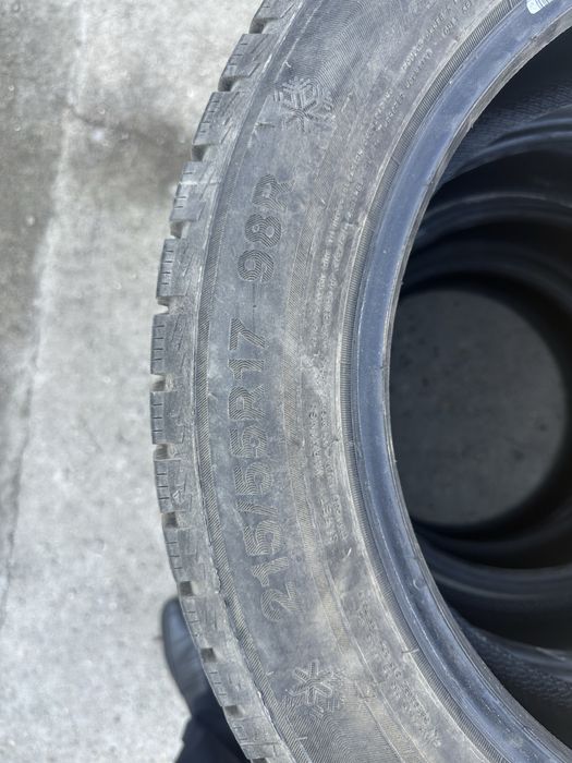Б/у шины размером на 215/55 р17