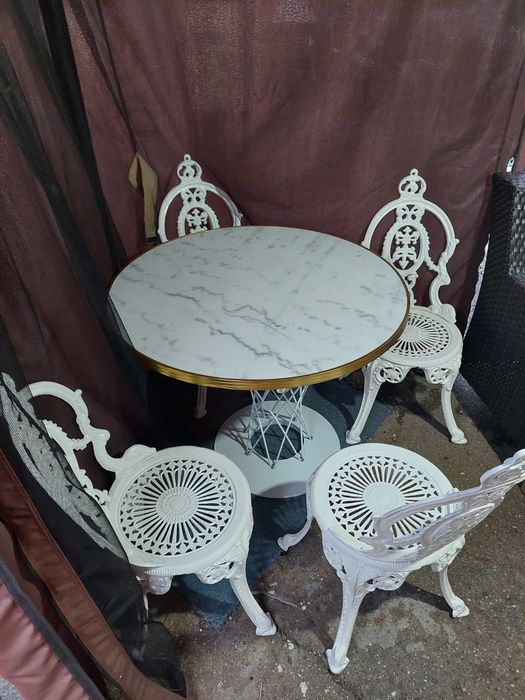 Masa Cyclone designer Noguchi cu blat marmura