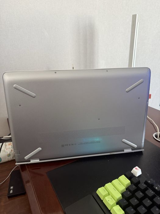 HP pavilion i5  1 tb sensor ekran sotiladi