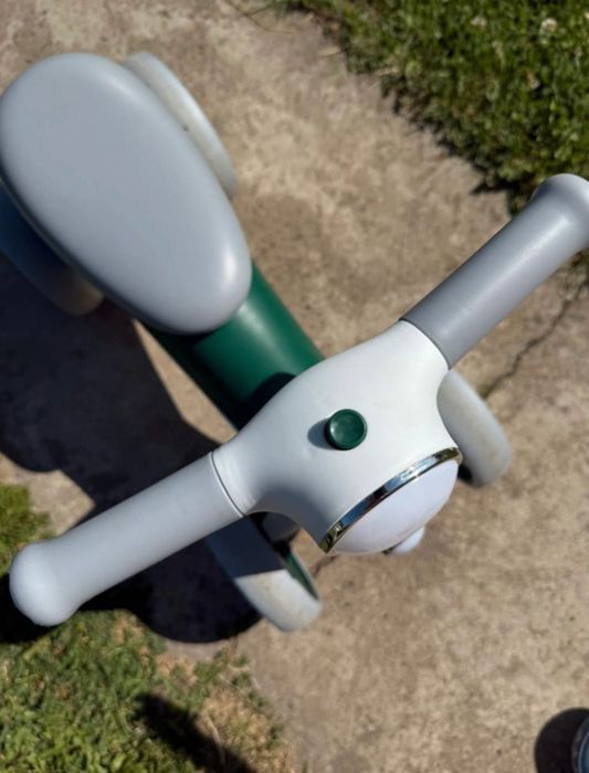 Bicicleta fara pedale cu sunete