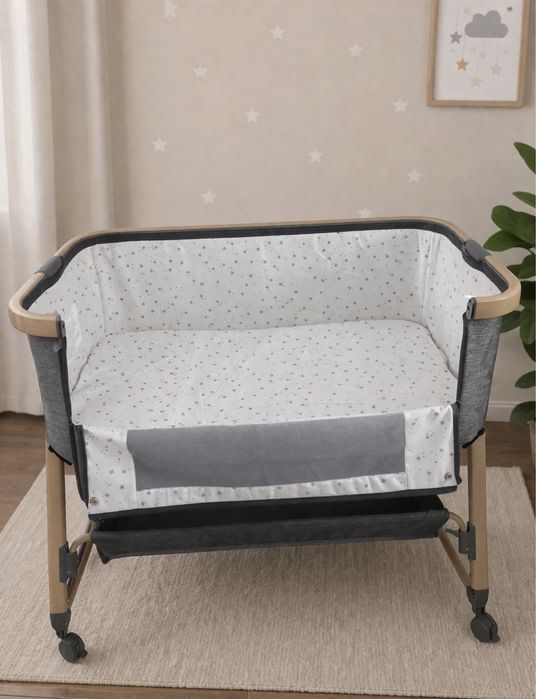 манеж и десткий стульчик