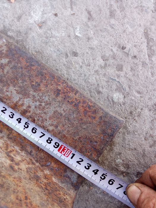 Подам швеллер уголок