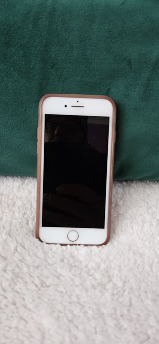 yphone 8 ,Samsung a55