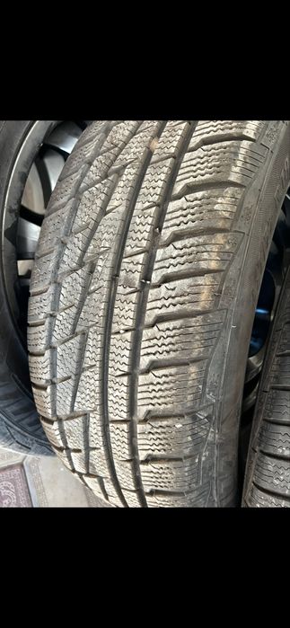 Продается комплект зимние шины + диски