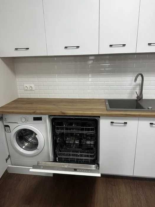 Продава се Двустаен апартамент в Пловдив, Тракия - 60 кв.м за 2250 €/кв.м - Снимка #2