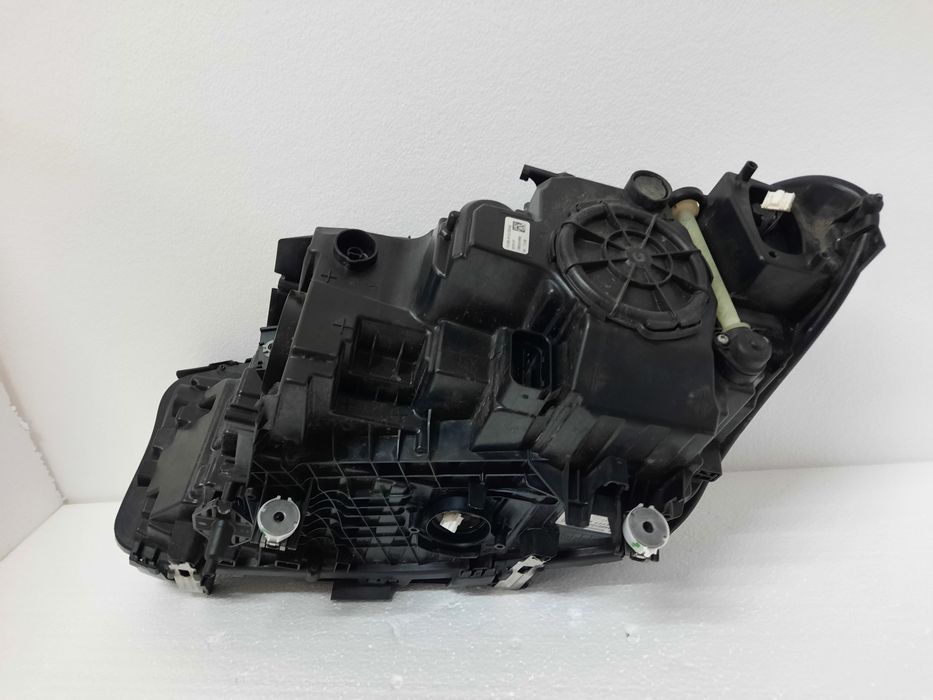 Far faruri  bmw G30 G31  seria 5 led adaptiv dreapta