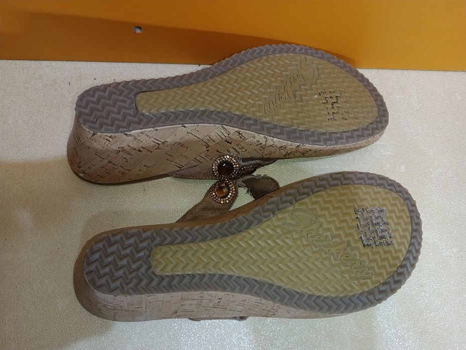 Skechers Luxe Beverlee чехли N 39 - 25 лв