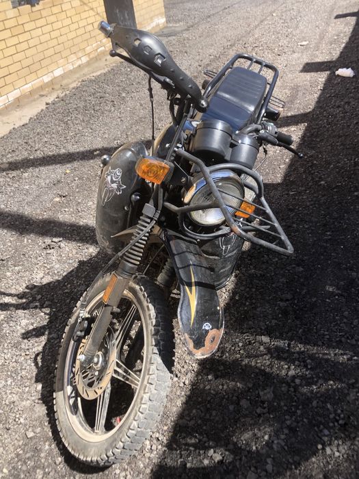 Продам мотоцикл 200куб идеал