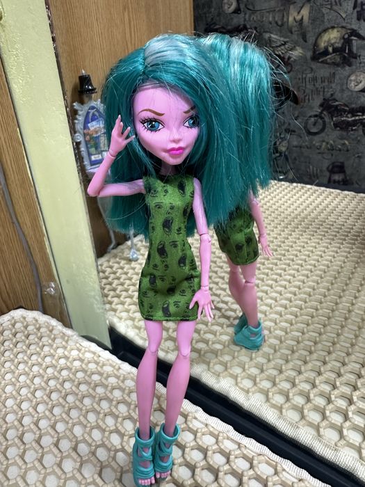 Продам куклу монстр хай!