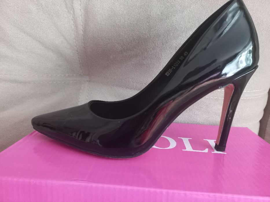 Продам новые туфли за 4000 т