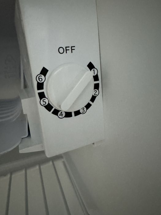 Холодильник Бирюса