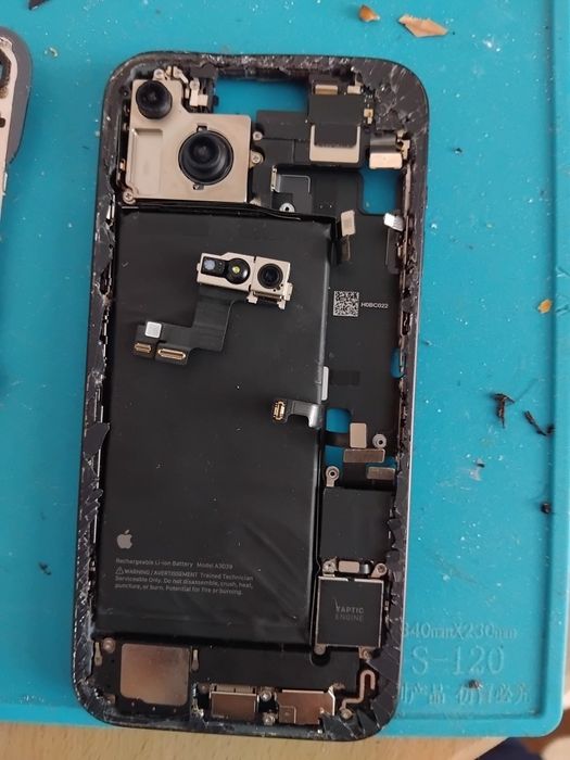 Carcase iPhone disponibile