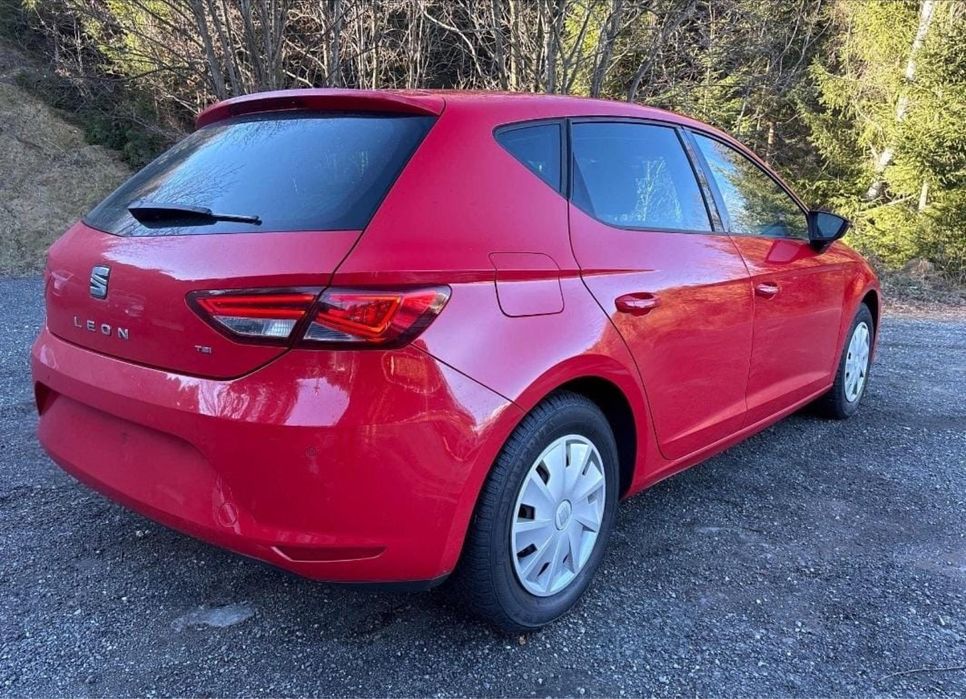 Seat Leon, 2014, Benzină  Rate/Livrare/Garantie