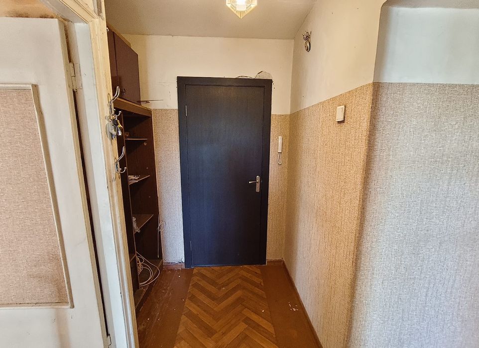 Продается 2 комнатная квартира в городе