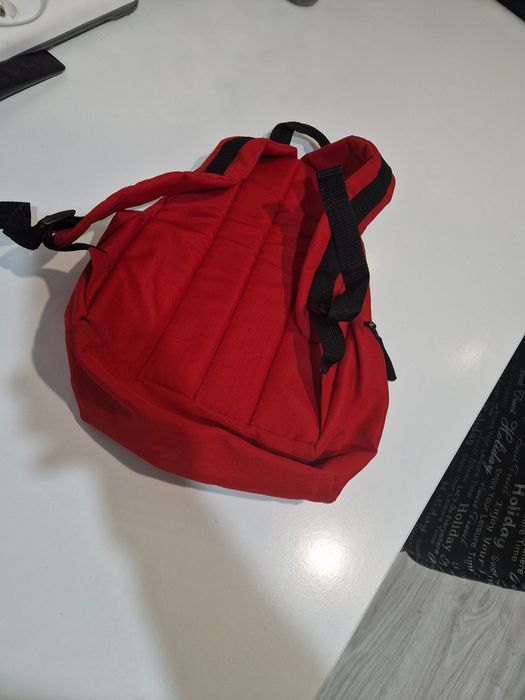 Rucsac pentru copii cu Winnie de pooh