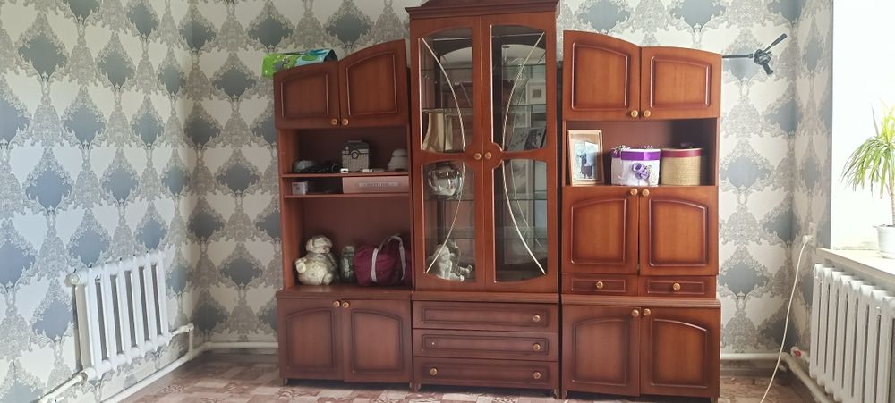 Продам стенку в хорошем состоянии