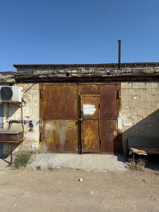 Гараж сатылады, подвалы бар. 2 млн