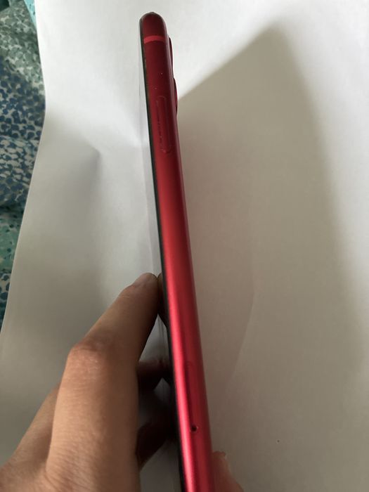 iPhone 11 piese / doar placa de baza nefunctionala / fara cont iCloud