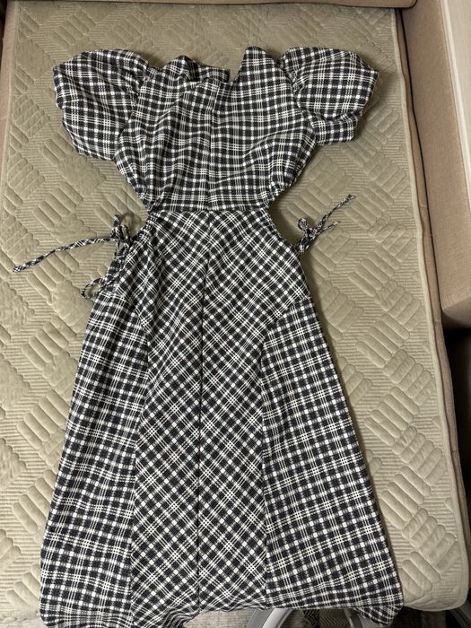 Новые платья 42-44 размера