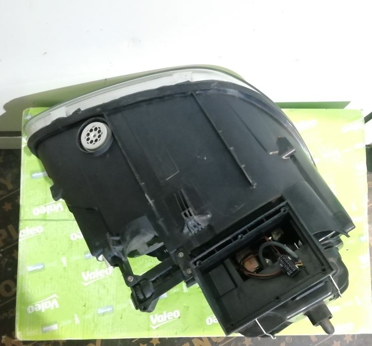 Фар Фарове за Porsche Cayenne 9PA 955 / Порше Кайен 955 Bi-Xenon.