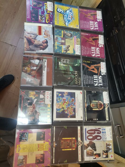 Cduri cd player muzica rock etc