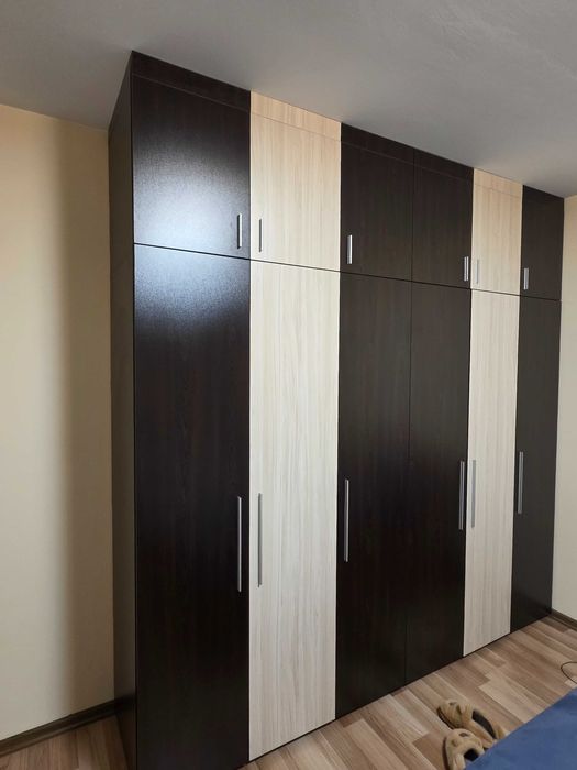 Гардероби с надстройки