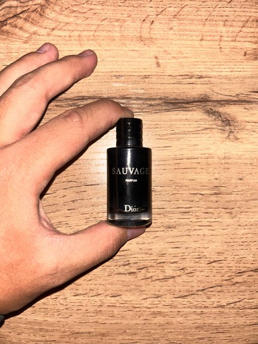 Продам парфюм Dior Sauvage 10ml