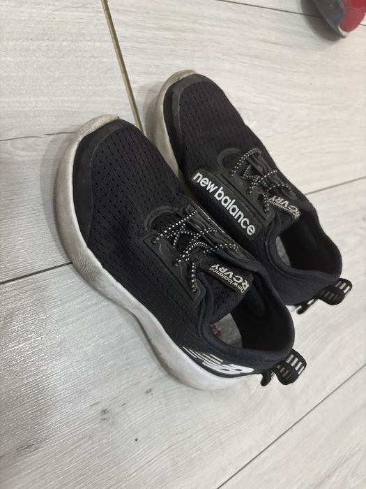 Детские кроссовки