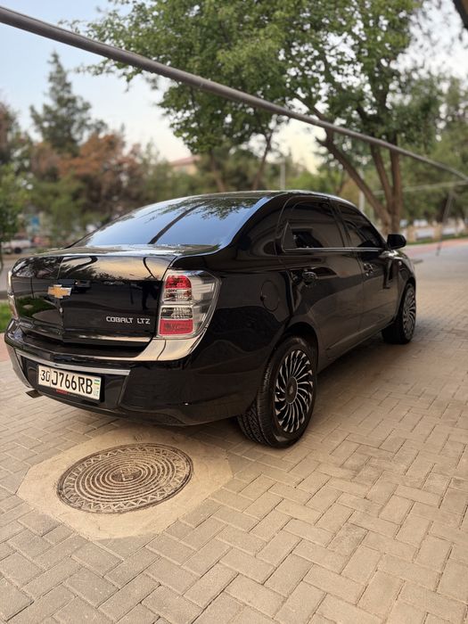 Chevrolet Cobalt 2025 — 5