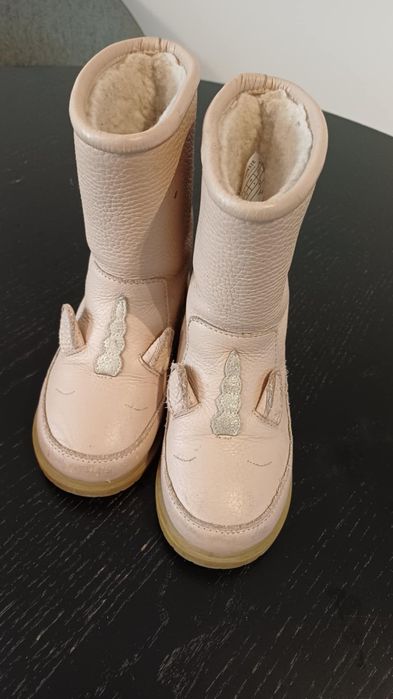 Детски маратонки / ботуши / кецове