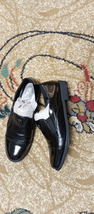 Продам или обменяю обувь ( туфли)