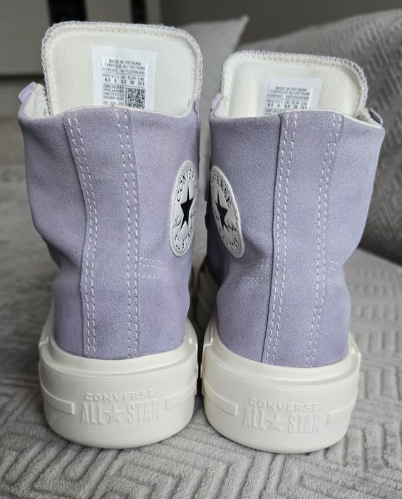 Conversе  велурени кецове