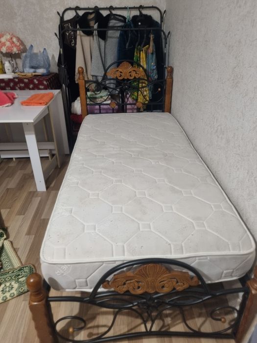 Продам кровать 50.000