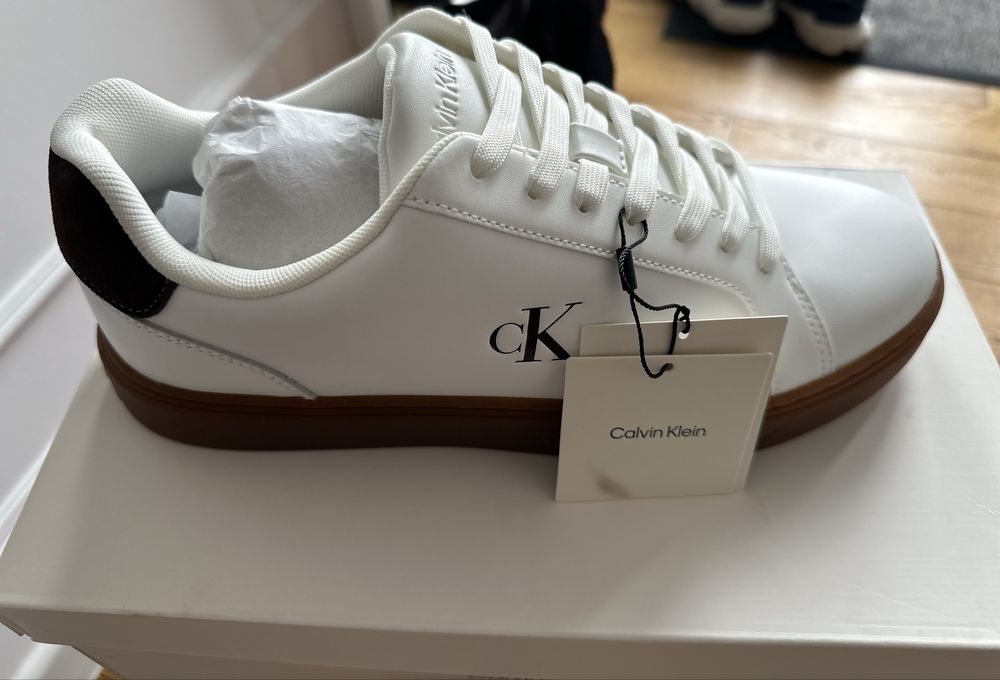Adidasi Calvin Klein marimea 43 noi