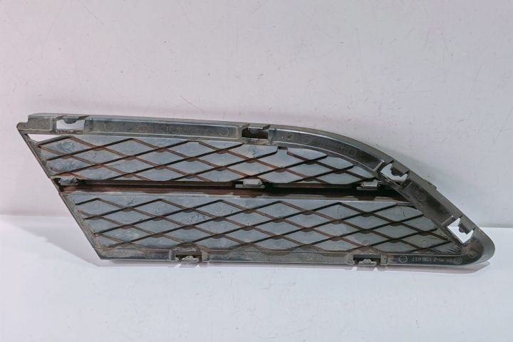 Grila  Bara Stanga 51117138417 BMW Seria 3 E90/E91/E92/E93