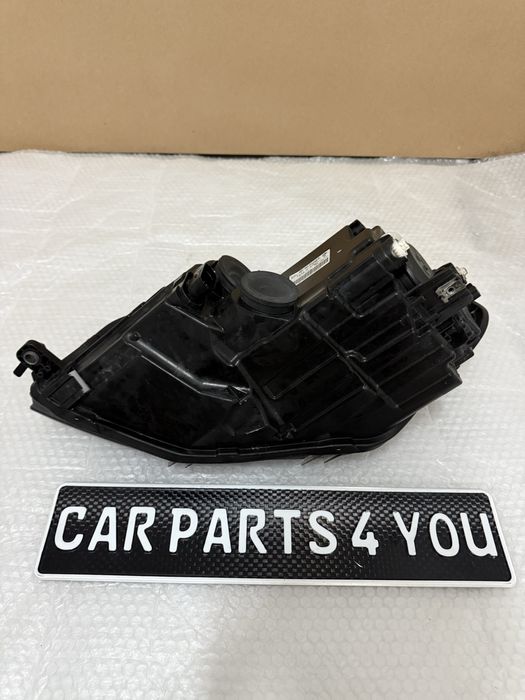 Фар десен VW Caddy 3 facelift 2K1 Кади Перфектен