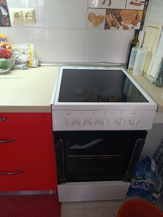 Кухенски шкафове+мивка+Керамичен плот