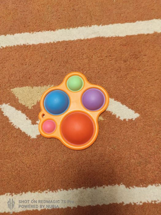 Продам игрушки антистресс