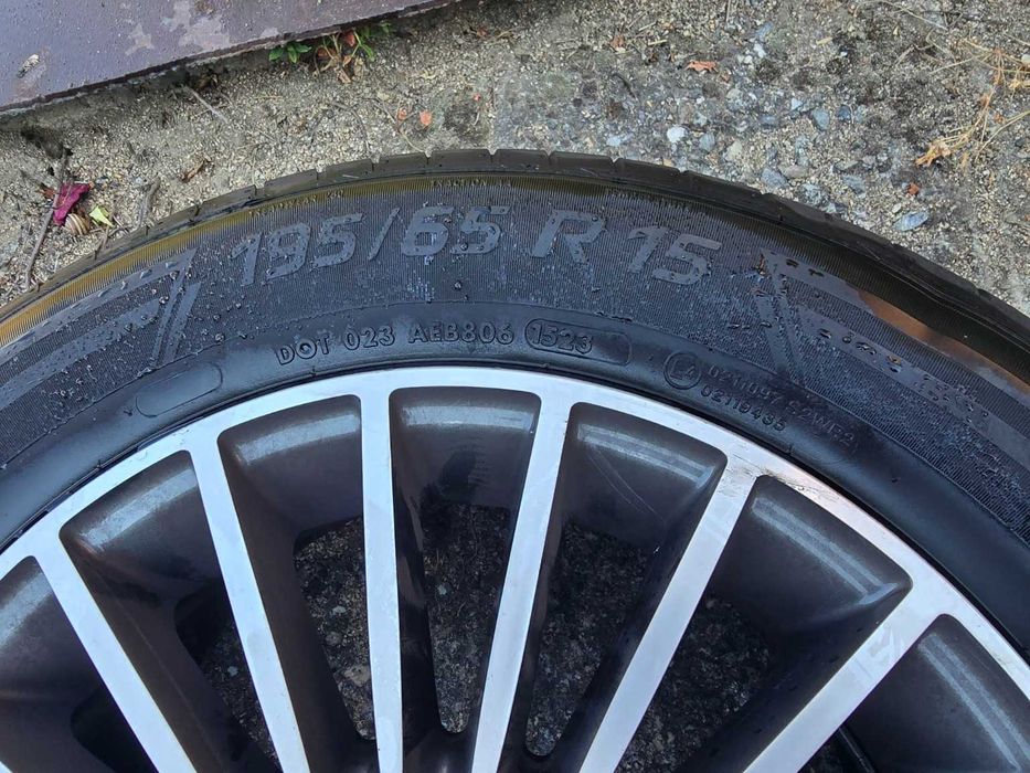 4 летни гуми Vredestein Ultrac 195/65 R15 DOT 2023 с джанти MAK
