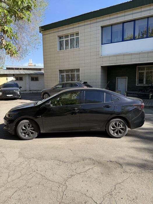 Chevrolet Onix Ltd черныйменде болады