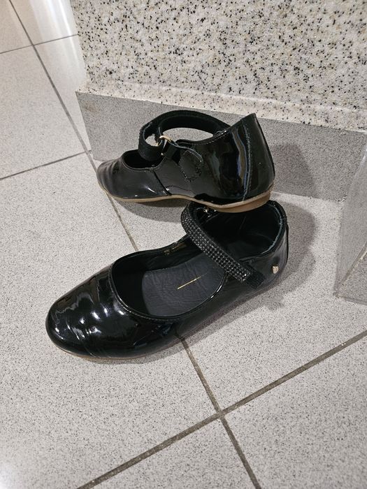 Елегантни обувки Bibi